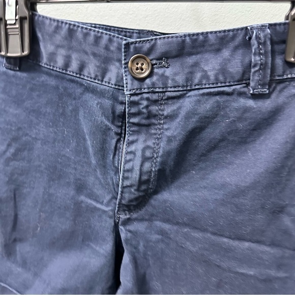Banana Republic | City Chino Shorts | Size 4P Navy Blue - Picture 8 of 11